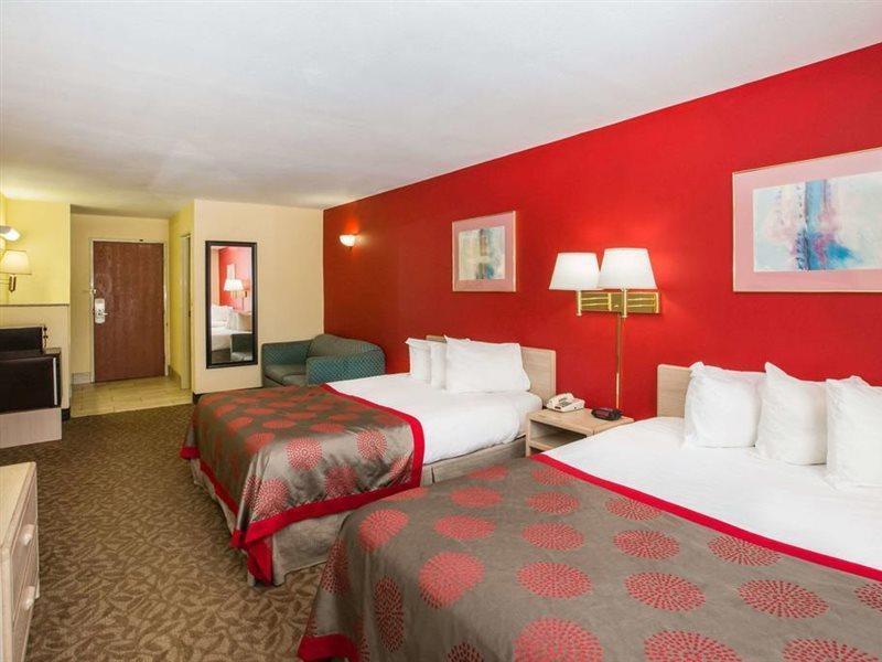 Ramada By Wyndham סו פולס מראה חיצוני תמונה
