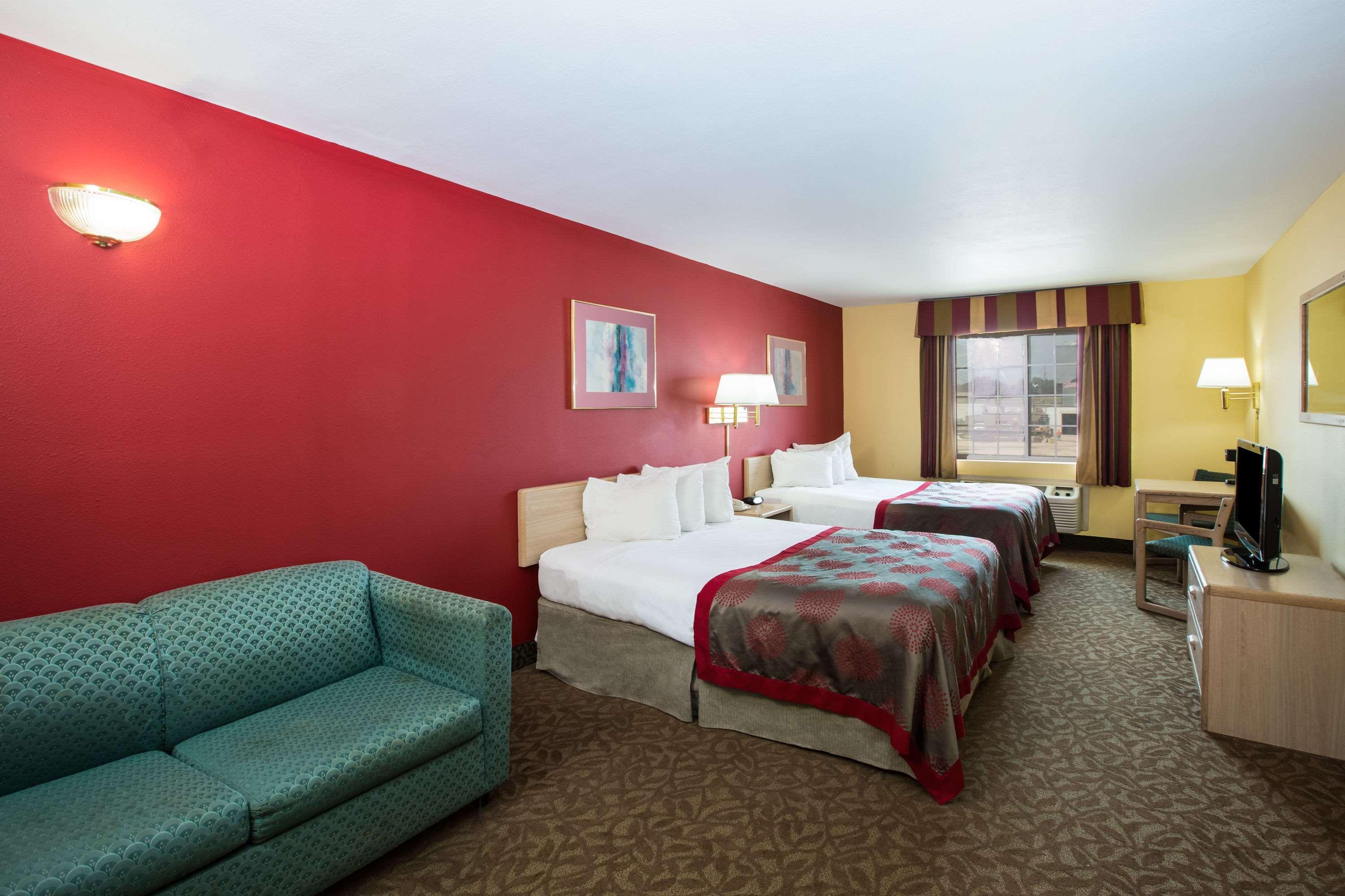 Ramada By Wyndham סו פולס מראה חיצוני תמונה
