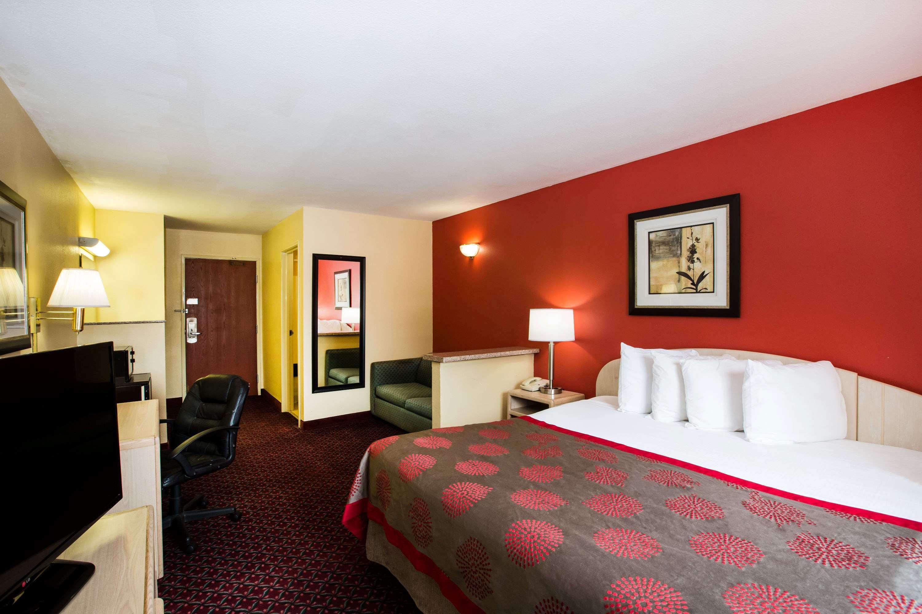 Ramada By Wyndham סו פולס מראה חיצוני תמונה